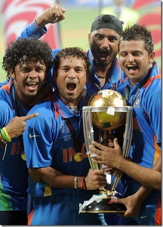 [India Won The World Cup 2011 Pictures 9[4].jpg]