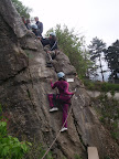 Petite d&eacute;escalade avant un passage de poutre