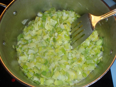 [Potato - Leek Soup 01102010_02[3].jpg]