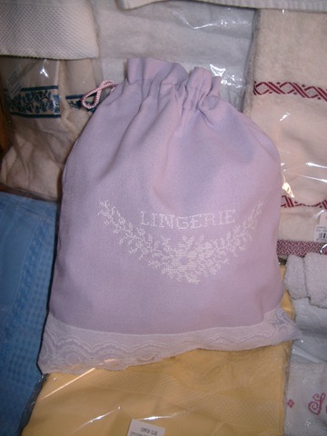 [sacchetto lingerie lino[6].jpg]