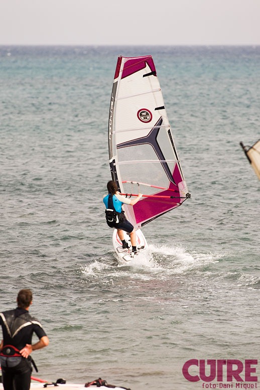[windsurfing_lessons3[4].jpg]