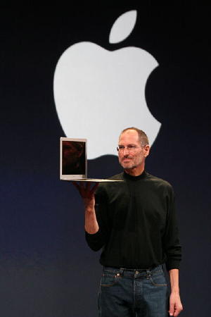 Steve Jobs macbook air.jpg