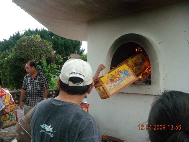 [DSCN28143.jpg]