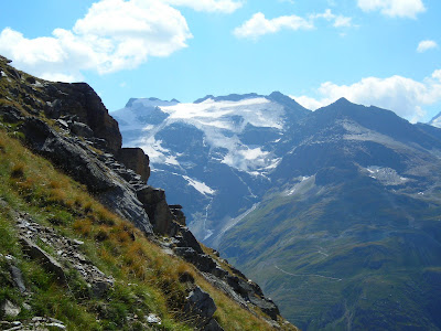 Paisaje alpes franceses, Francia