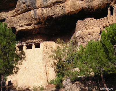 Ermita de Sant Salvador de Margalef