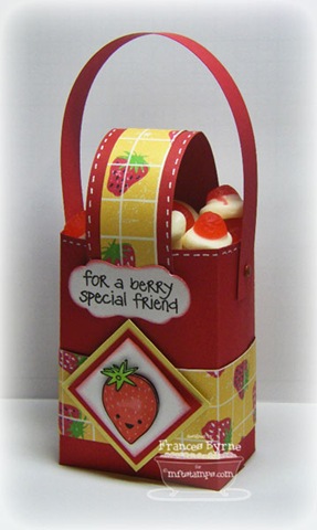 [mf-strawberry-box-wm[5].jpg]