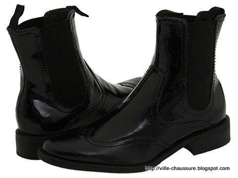 Ville chaussure:chaussure-569520