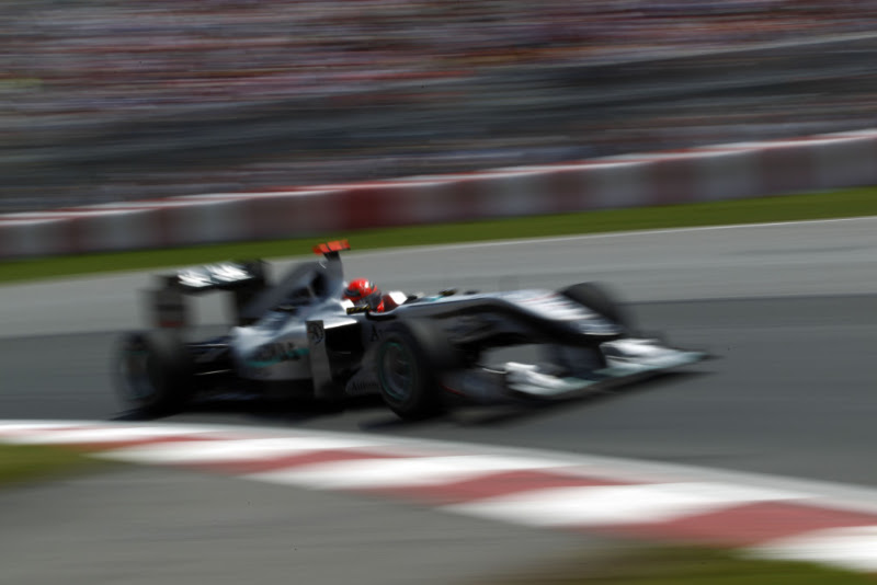 ecclestone-schumacher-would-win-races-in-red-bull-car-22238_1.jpg