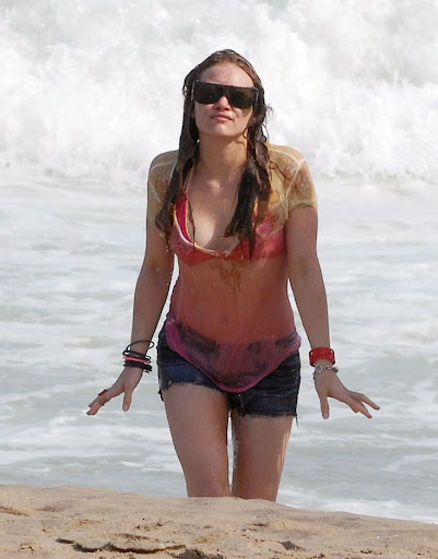 Hilary Duff in Wet Bikini