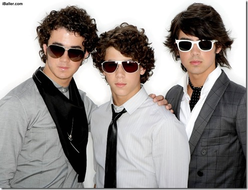 the-j-bros-the-jonas-brothers-758475_1024_768