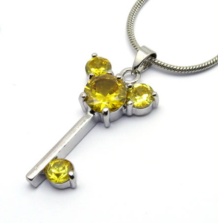 classic-key-crystal-pendant-necklaces-10003365.jpg