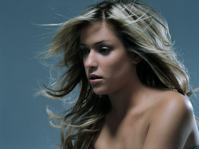 Super Sexy Girls Wallpapers 400P.jpg