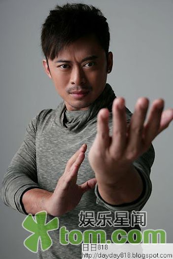 樊少皇節前趕拍打戲 2011多部作品綻放鋒芒