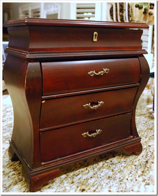 {little itty bitty mini makeover – a preview} jewelry box 002
