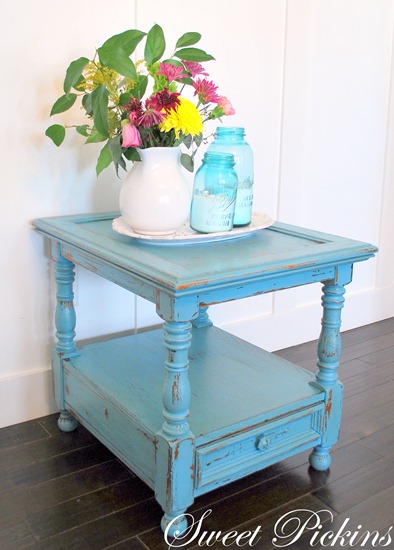[small side table and piano 009[8].jpg]