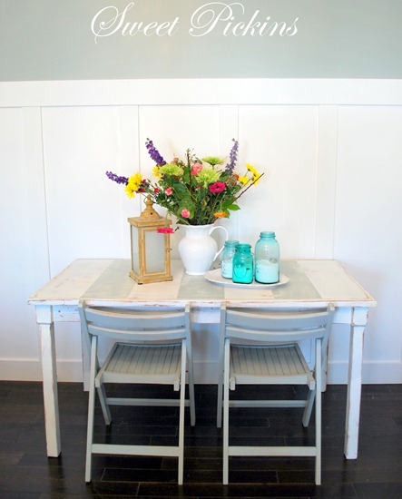 [beach table 006[4].jpg]