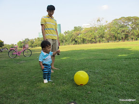 พู่กันเดิน 100 เมตร