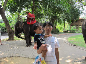 พู่กันเที่ยวสวนสามพราน