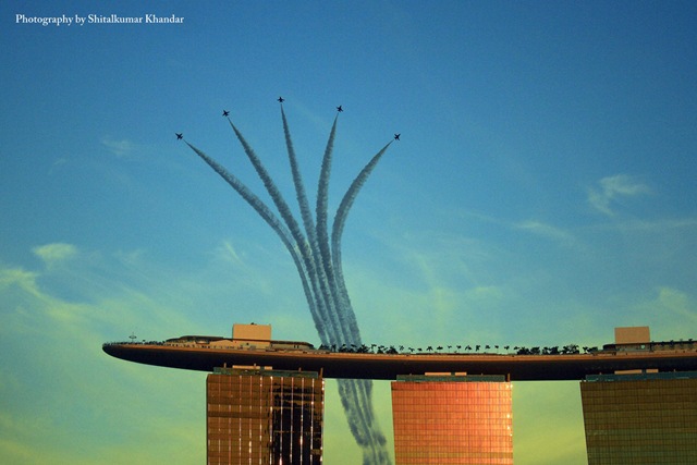 [ariel display 2[3].jpg]