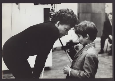 [garland and child[5].jpg]