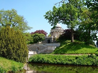 The-Most-Famous-Mausoleums-in-the-World-7 The-Most-Famous-Mausoleums-in-the-World-7