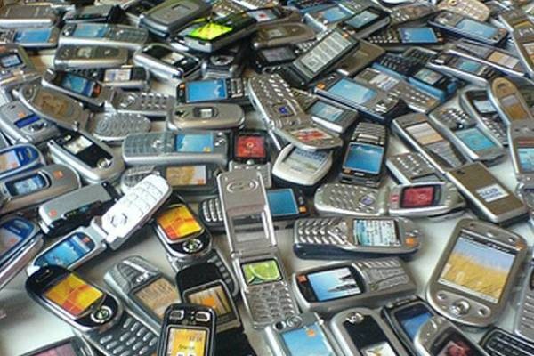 [mobile phones[5].jpg]