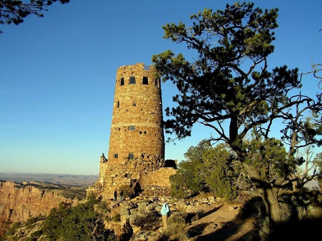 [tower at grand canyon[5].jpg]