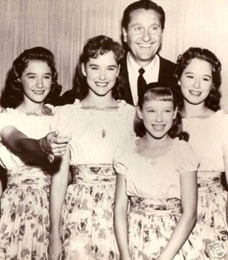 lennon-sisters-2-f30 lennon-sisters-2-f30