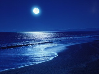 fullmoon-sea