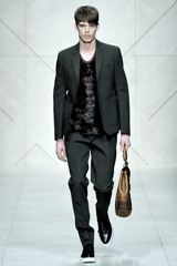Burberry (6) Burberry (6)