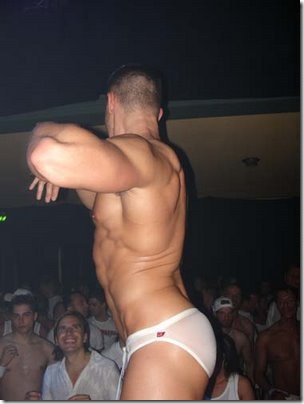00HomoErotic145