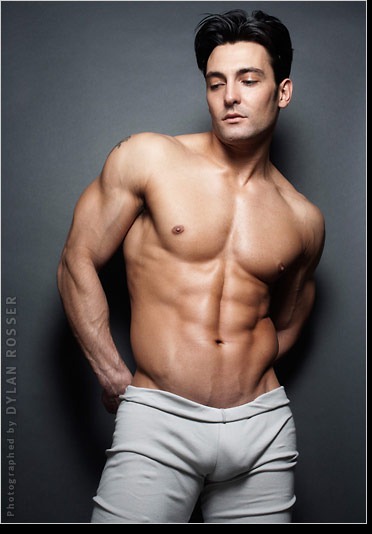Anthony-Set-E-01