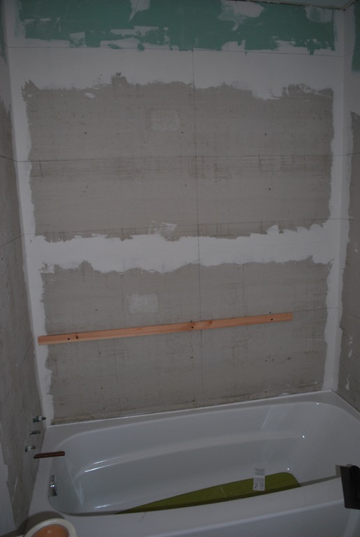 [bathroom before tile[3].jpg]