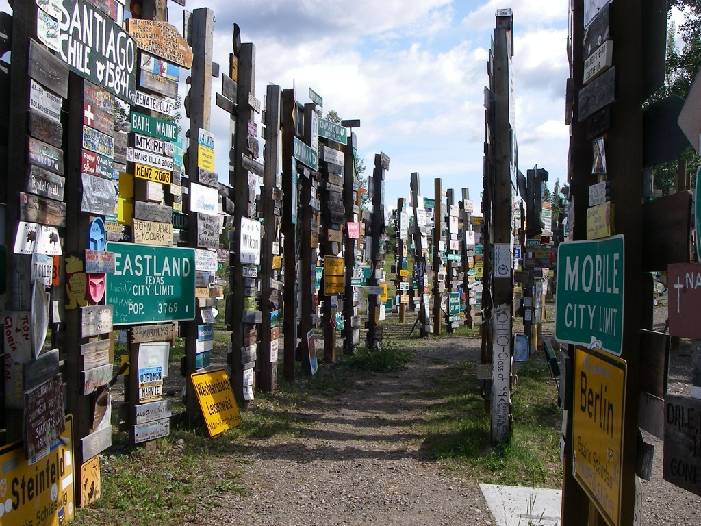 [AK09 Leg 13, Liard Hot Springs to Watson Lake, YT, 2 021[5].jpg]