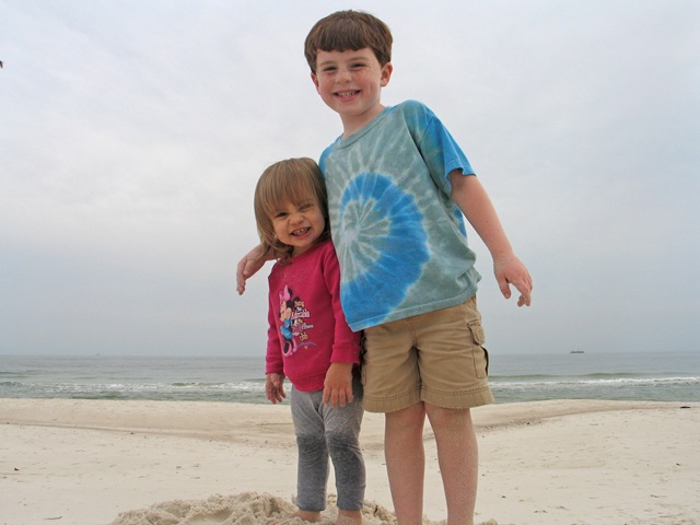 [beachvacay2009_1155_edited-1[2].jpg]