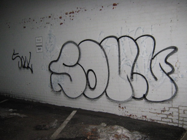 [B0-011047[3].jpg]