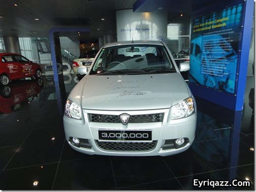 Kereta Proton03