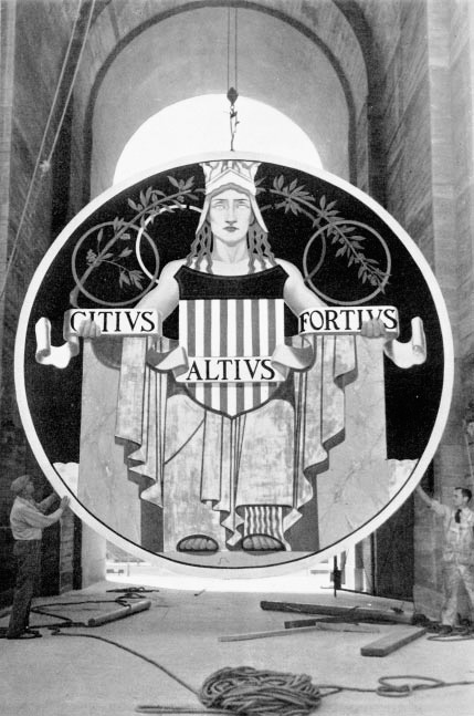 HUGE MEDALLION. Los Angeles