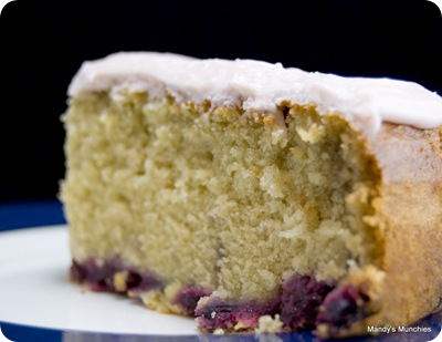 Mixed berry cake with cream cheese frosting Mixed berry cake with cream cheese frosting