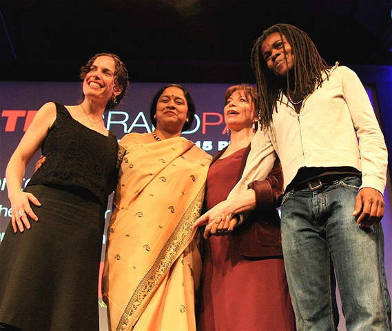 [Girl_Power_at_TED_conference_2007_by_jurvetson[4].jpg]