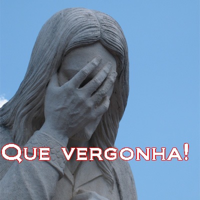 [jesus-statue[2].jpg]