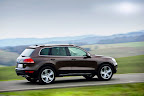 фото Volkswagen Touareg 2011-27.jpg