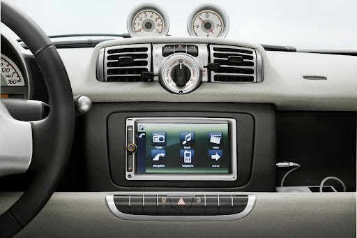 2011-Smart-ForTwo-23.jpg