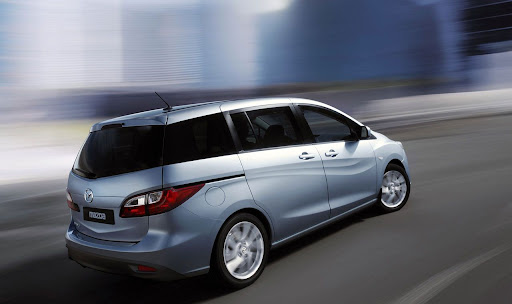 mazda5_5.jpg