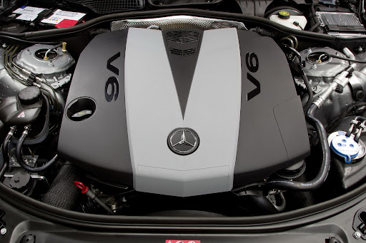 Mercedes-Benz-S350 BlueTec-Start-Stop-07.jpg