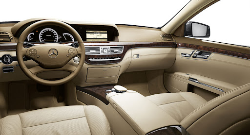 Mercedes-Benz-S350 BlueTec-Start-Stop-11.jpg