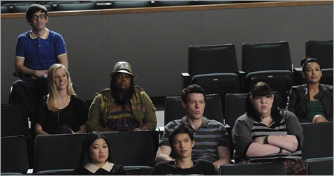 Glee 
2x15