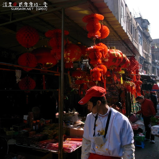 八市之红灯笼.jpg