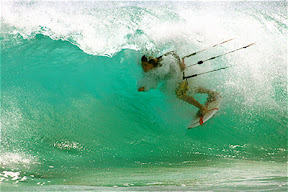 Niccolò Porcella tube riding in kite