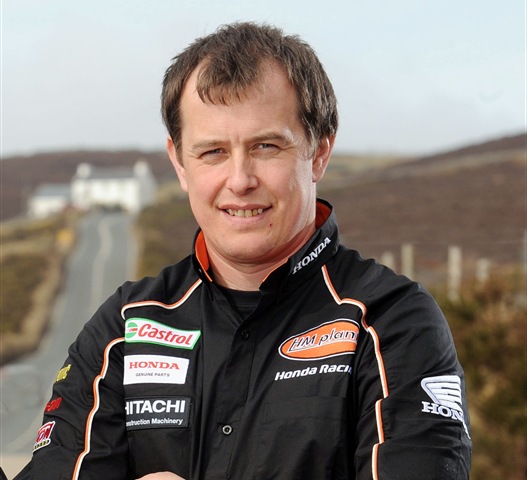 [John McGuinness[12].jpg]